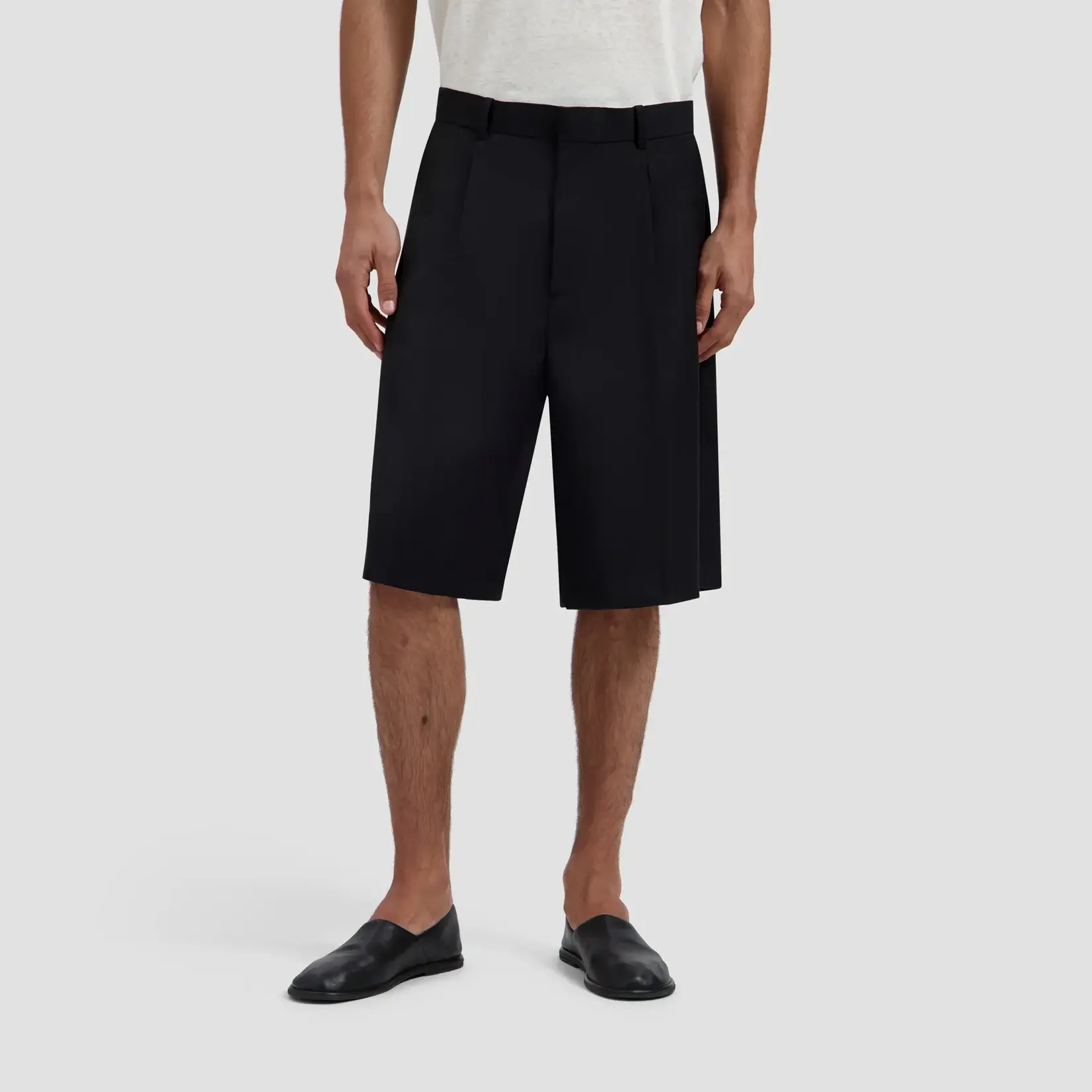 Olaf Hussein Olaf Tropical Wool Blend Tailored Shorts Black