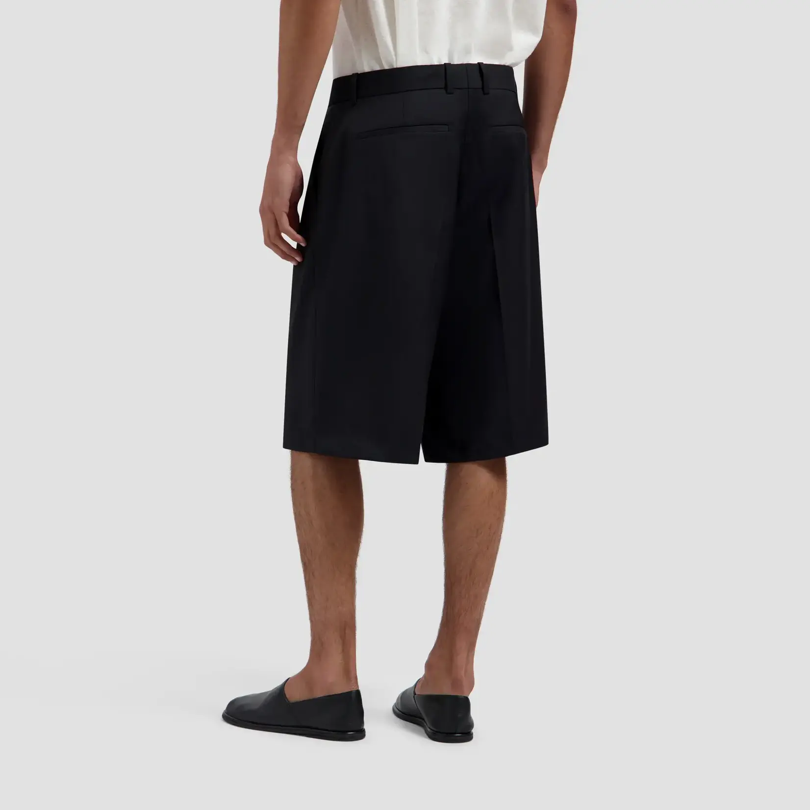 Olaf Hussein Olaf Tropical Wool Blend Tailored Shorts Black