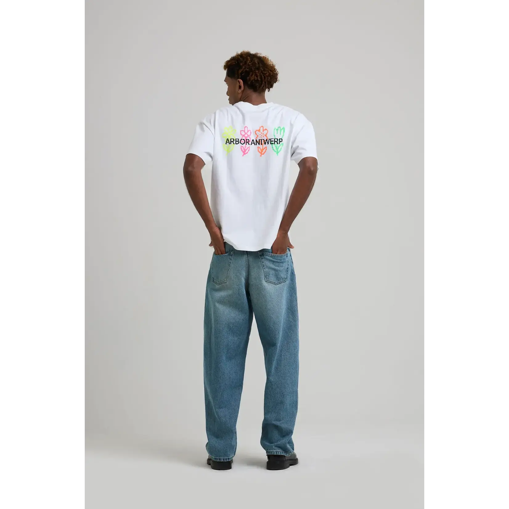 Arbor Antwerp Arbor Pixel Flower T-shirt white