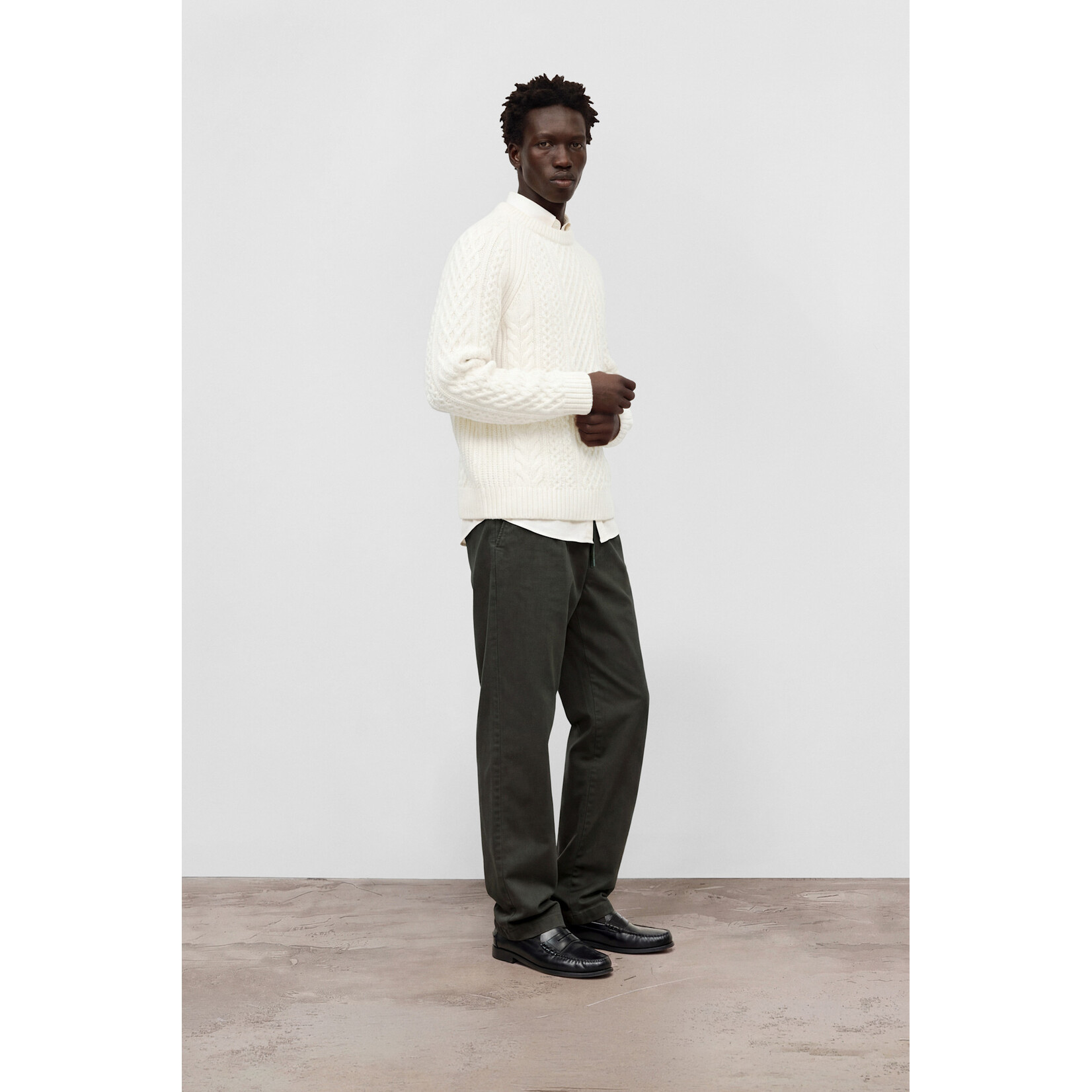 Closed Closed Vigo Tapered 609 dark olive green