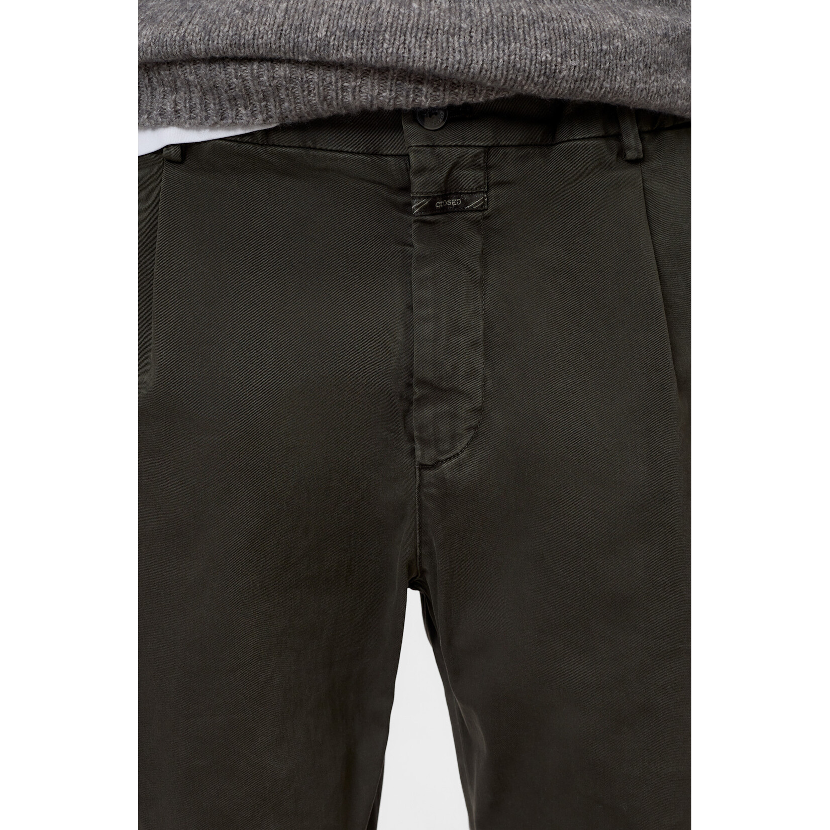 Closed Closed Vigo Tapered 609 dark olive green