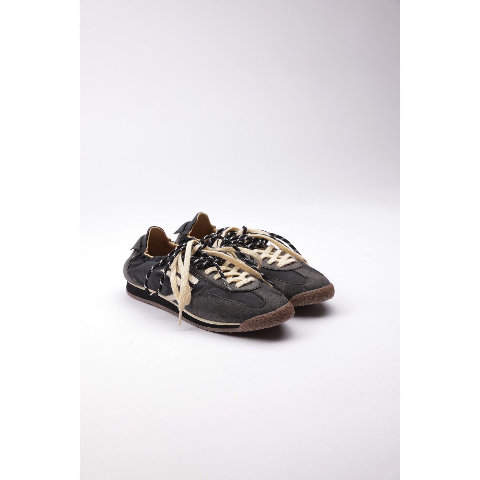 Puraai Puraai Panther dirty black