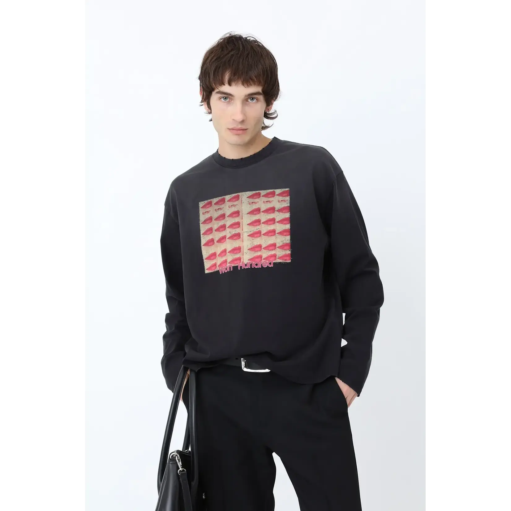 Won Hundred Won Hundred Steven kisses LS T-shirt washed black