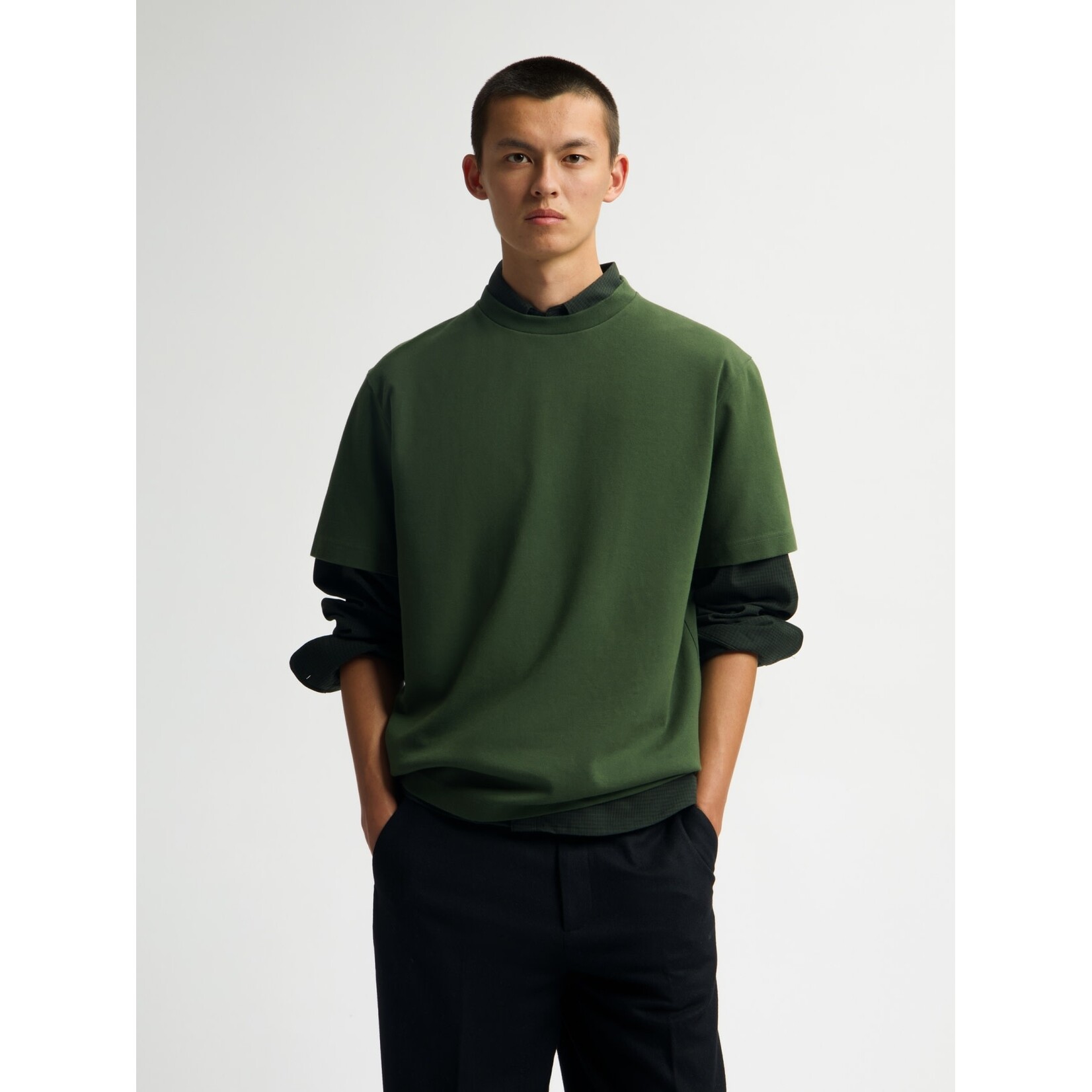Olaf Hussein Olaf Essential Tee Kombu green