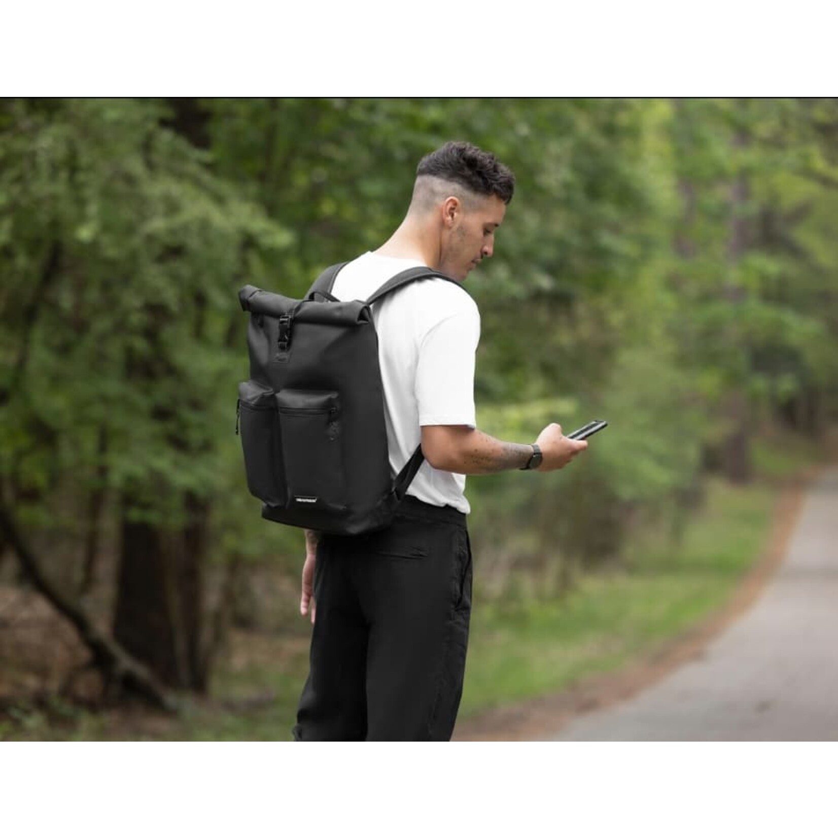 Urban Proof Urban Proof - Rolltop Backpack 20L- Zwart