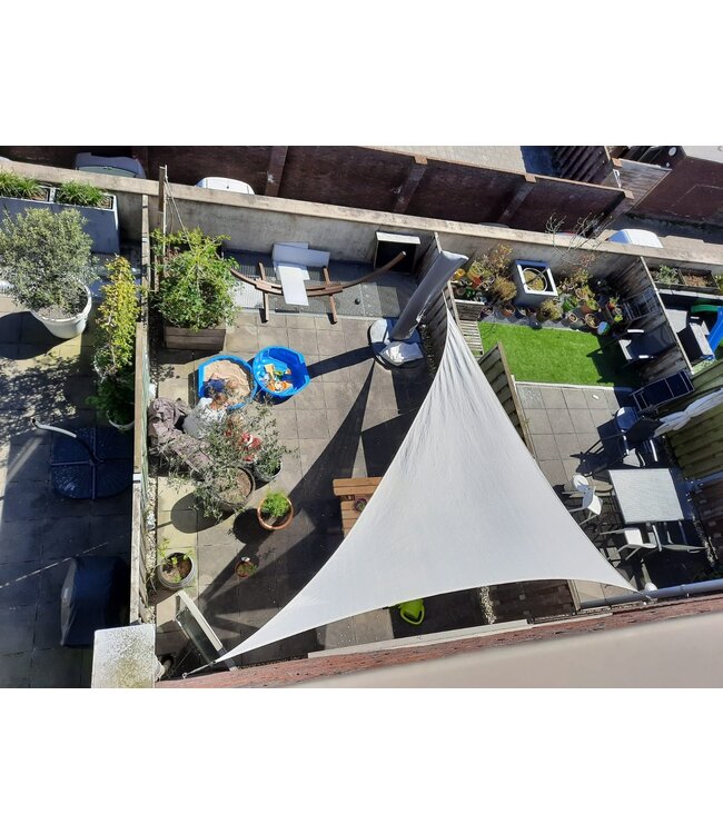 Schaduwdoek ongelijkzijdige driehoek