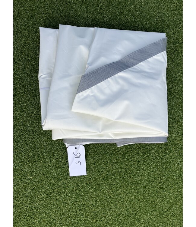 Schaduwdoek ongelijkzijdige driehoek 393 x 365 x 530 cm Wit met grijze band SA 5