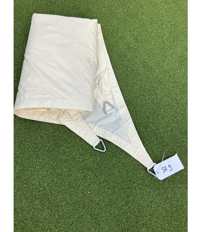 Schaduwdoek ongelijkzijdige driehoek 554 x 410 x 513 cm Ivoor SA 9