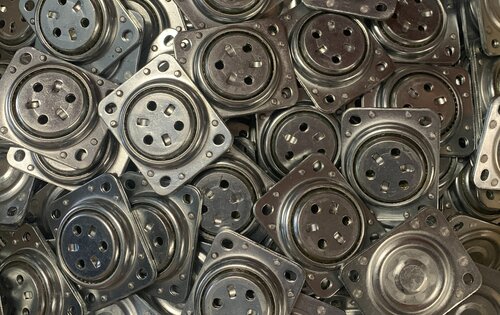 Neu: Drehverbindungen und Axiallager