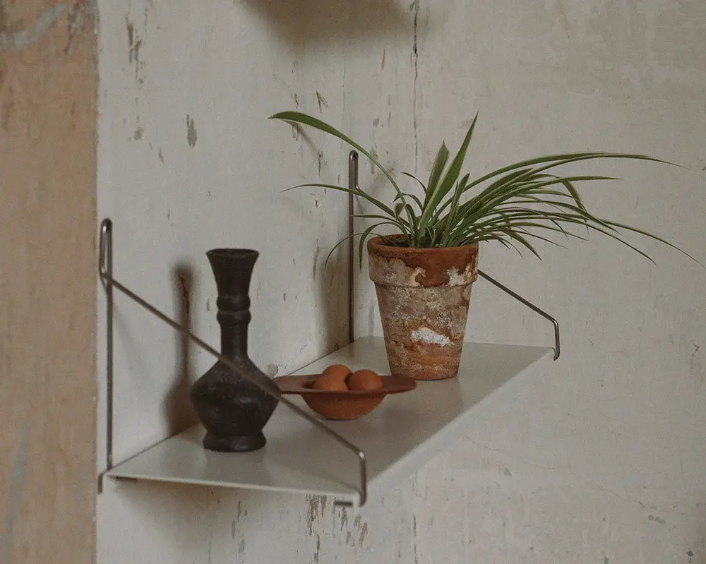 Frama Single Shelf Warm White Steel D20/W60