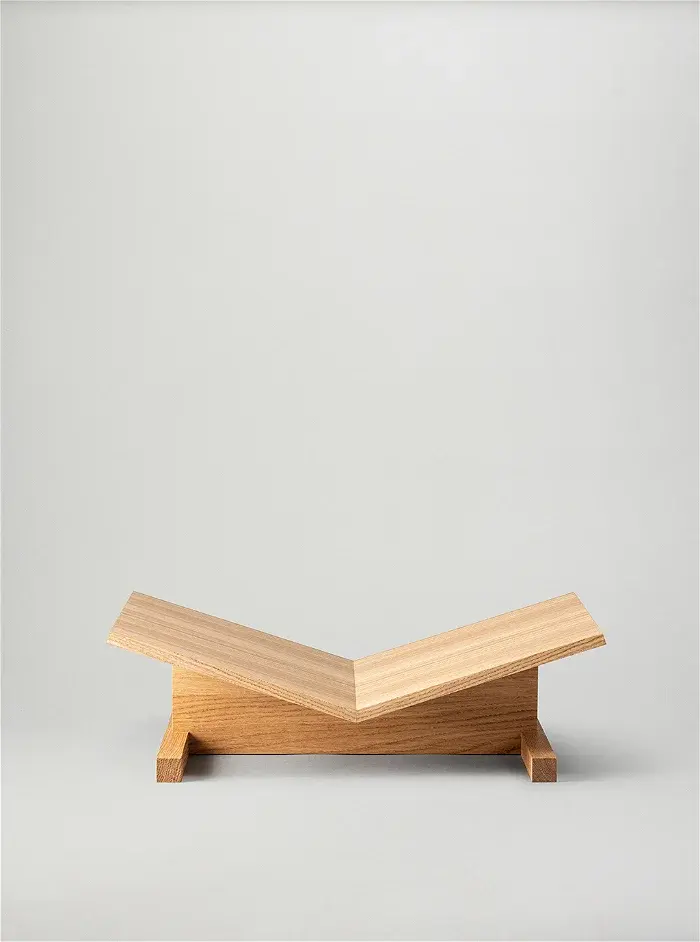 New Mags Bookstand Page Oak