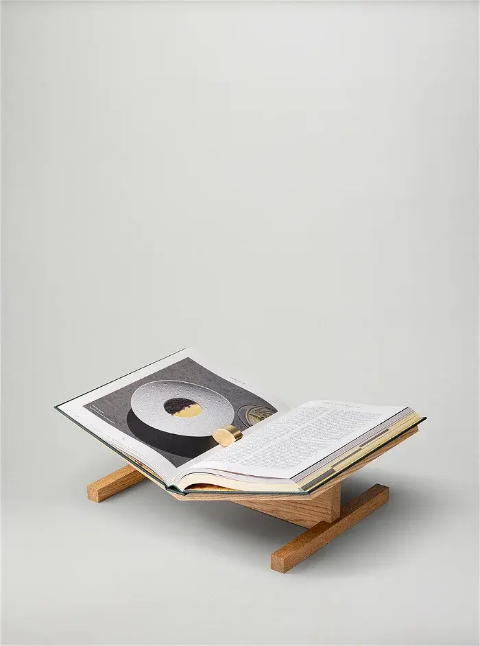 New Mags Bookstand Page Oak