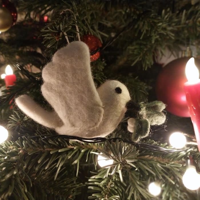 Felt So Good Hanger Felt Mistletoe Dove