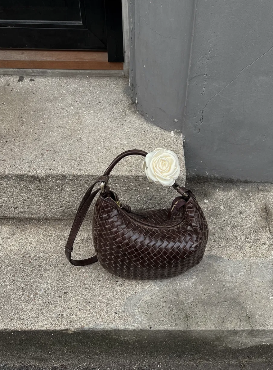 Adax Salerno shoulder bag Marlin Dark Brown