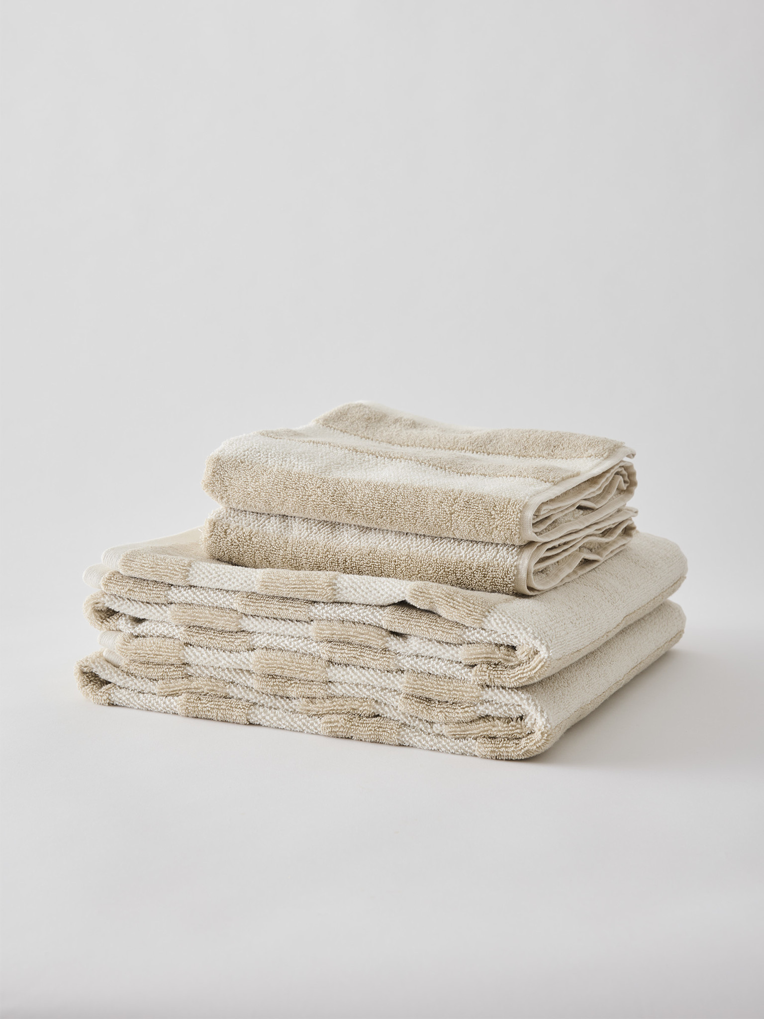 Tell Me More Hand Towel Cleo