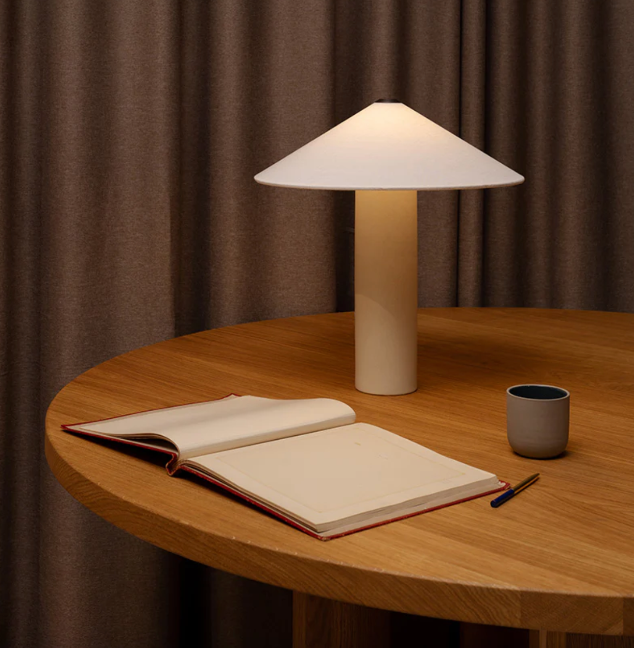 LYFA Table Lamp Futé 400 Ceramic