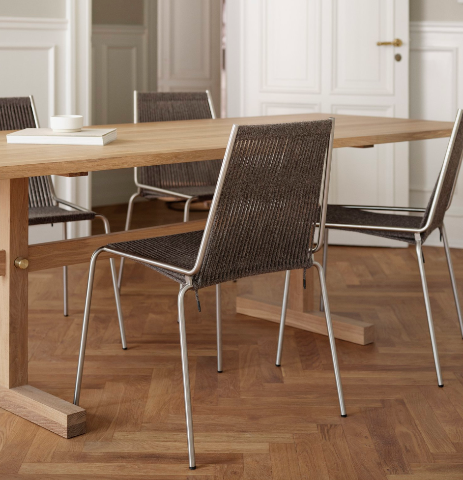 Thorup Noel Chair Steel base | Dark Grey Wool Flag Halyard