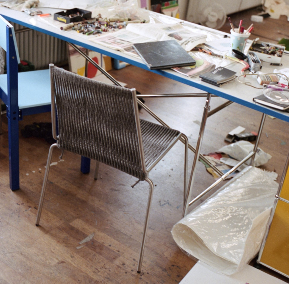 Thorup Noel Chair Steel base | Dark Grey Wool Flag Halyard