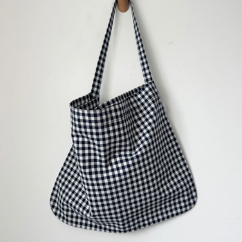 Le Bon Shoppe Carry Bag Gingham Navy