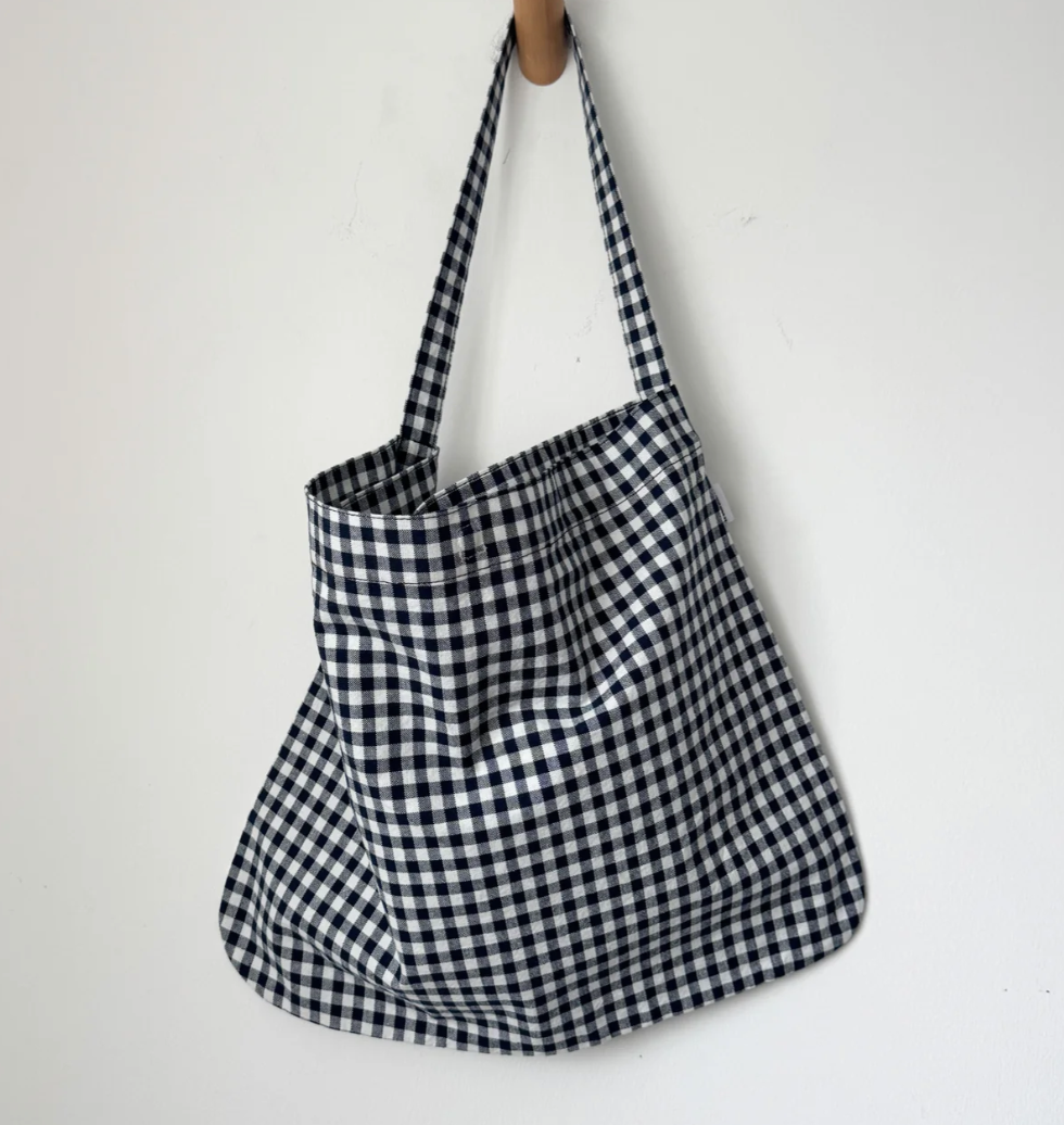 Le Bon Shoppe Carry Bag Gingham Navy