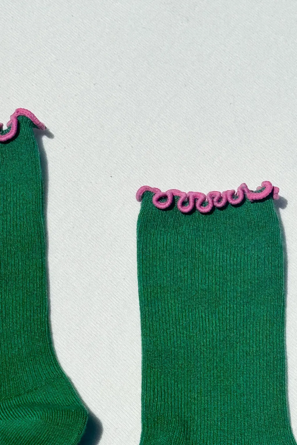 Le Bon Shoppe Ruffled Modal Socks Spinach Pink