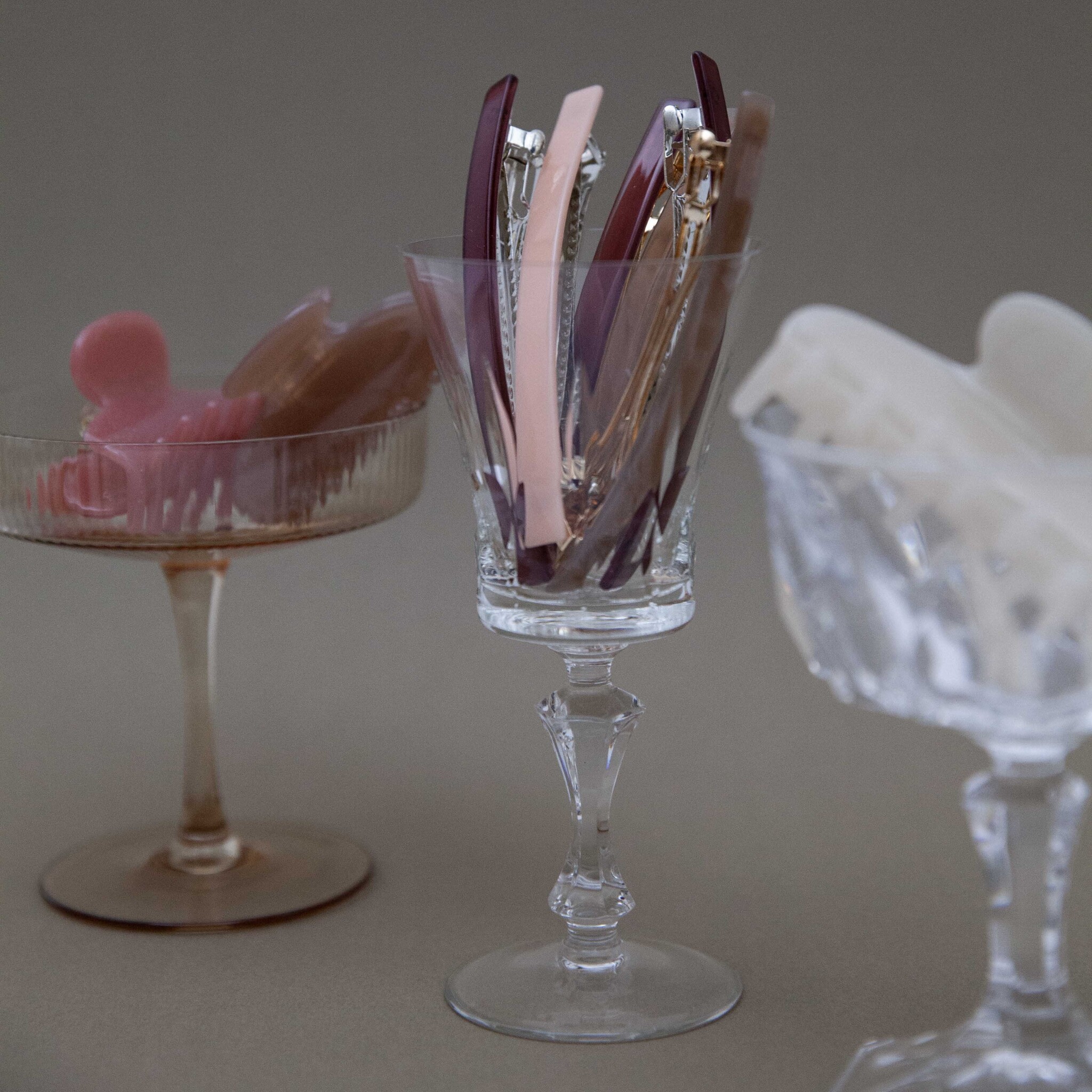 Pico Frenchie Hair Pin Plum