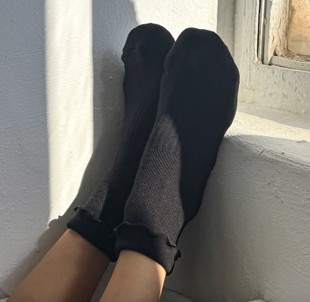 Le Bon Shoppe Ruffled Hugger Crew Socks Black