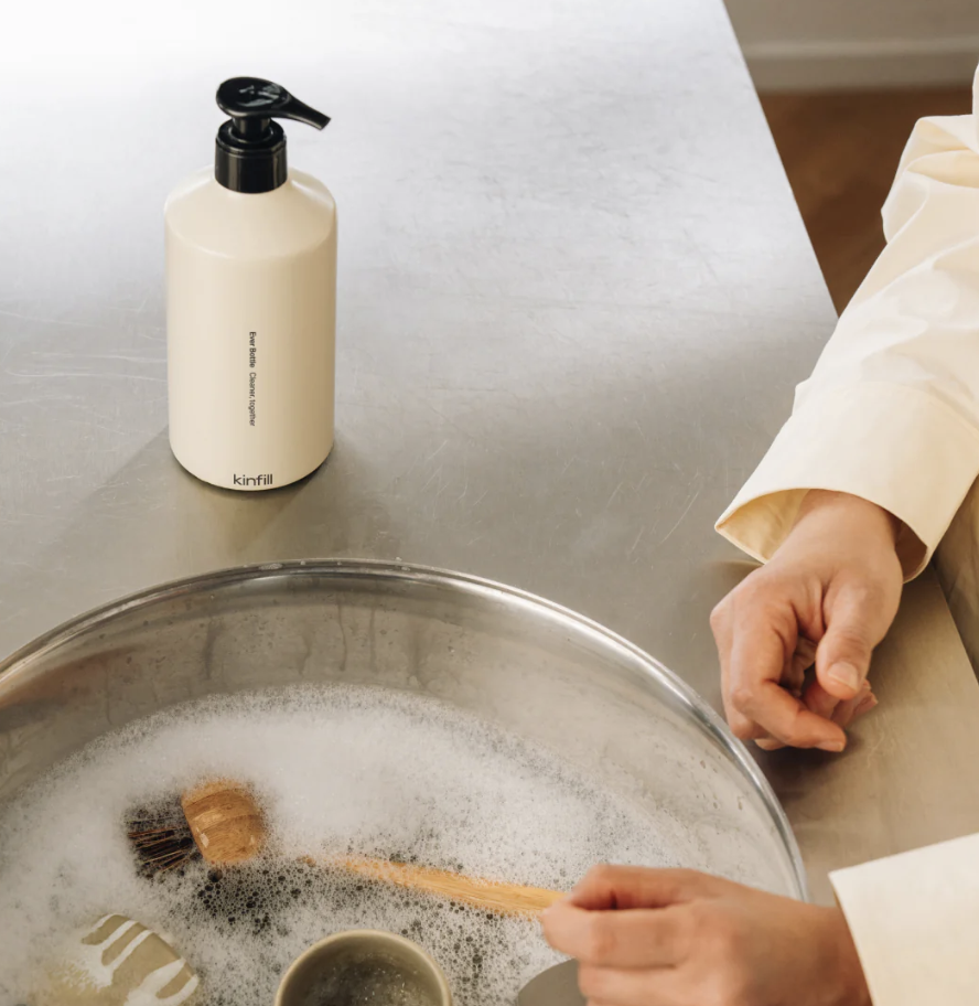 Kinfill Ever Bottle Pump Porcelain