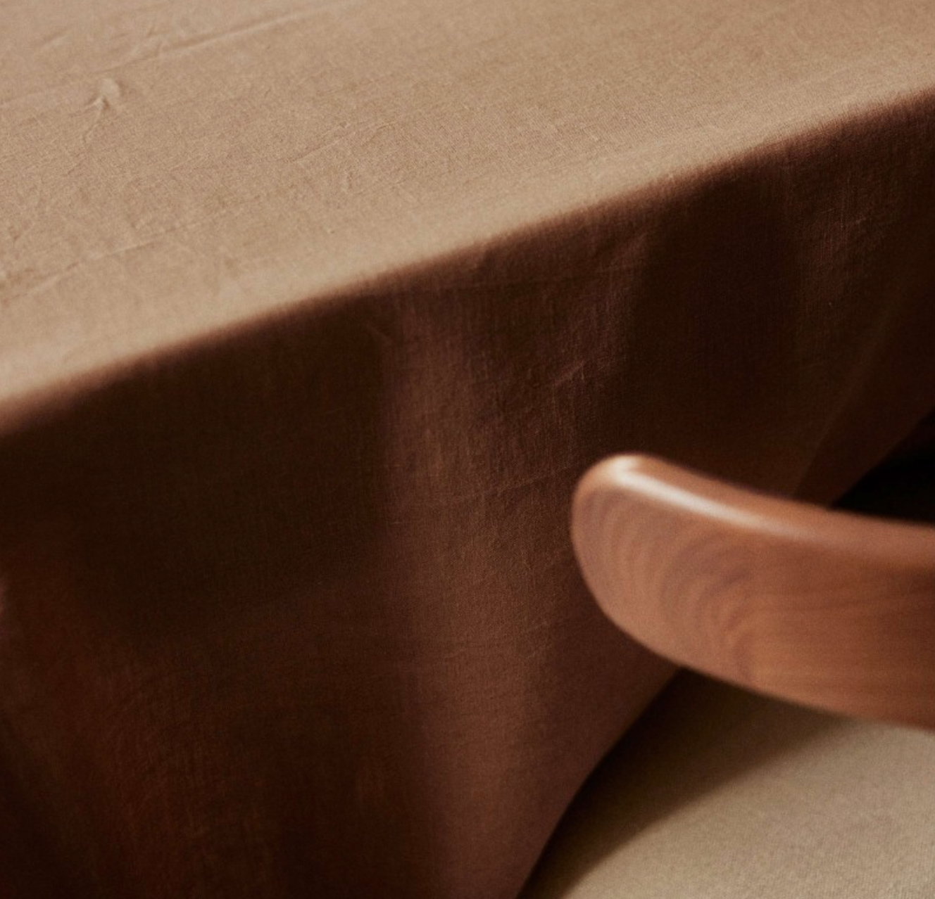 Gabrielle Paris Tablecloth Tobacco 175x300