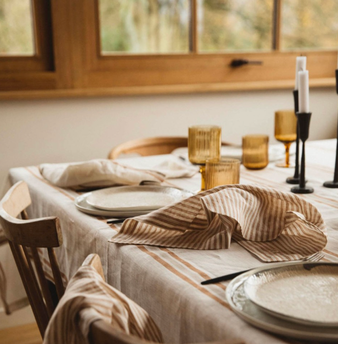 Gabrielle Paris Tablecloth Cafe Milk 175x250