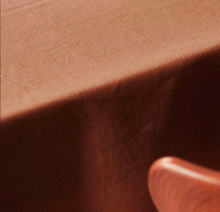 Gabrielle Paris Tablecloth Moka 175x250