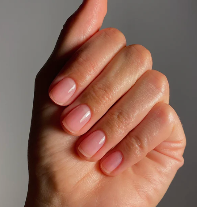 Karolin van Loon Hydra Glow Nail Polish