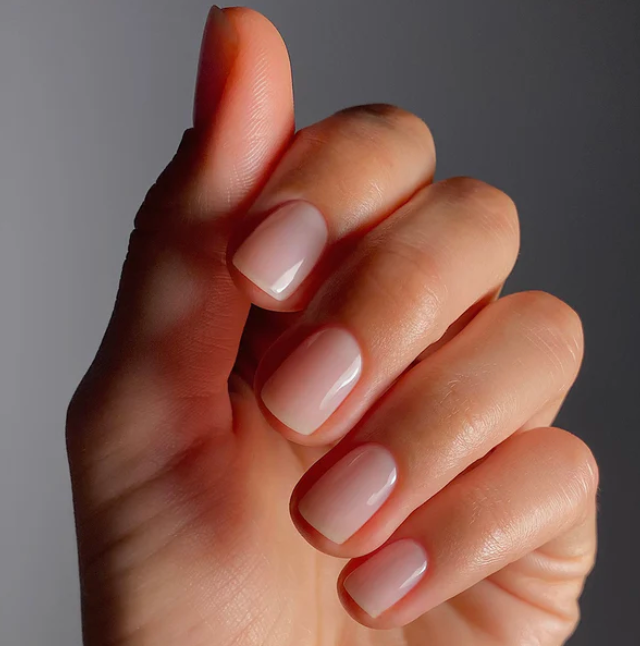 Karolin van Loon La Première Vegan Base Coat