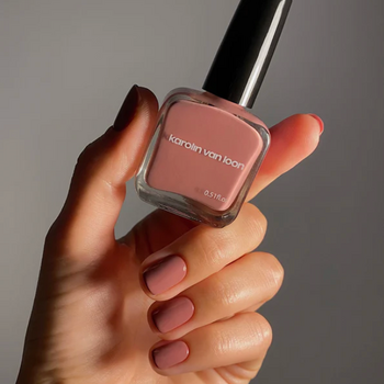 Karolin van Loon Blush de Satin Nail Polish