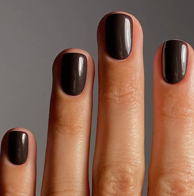 Karolin van Loon Figue Marron Nail Polish