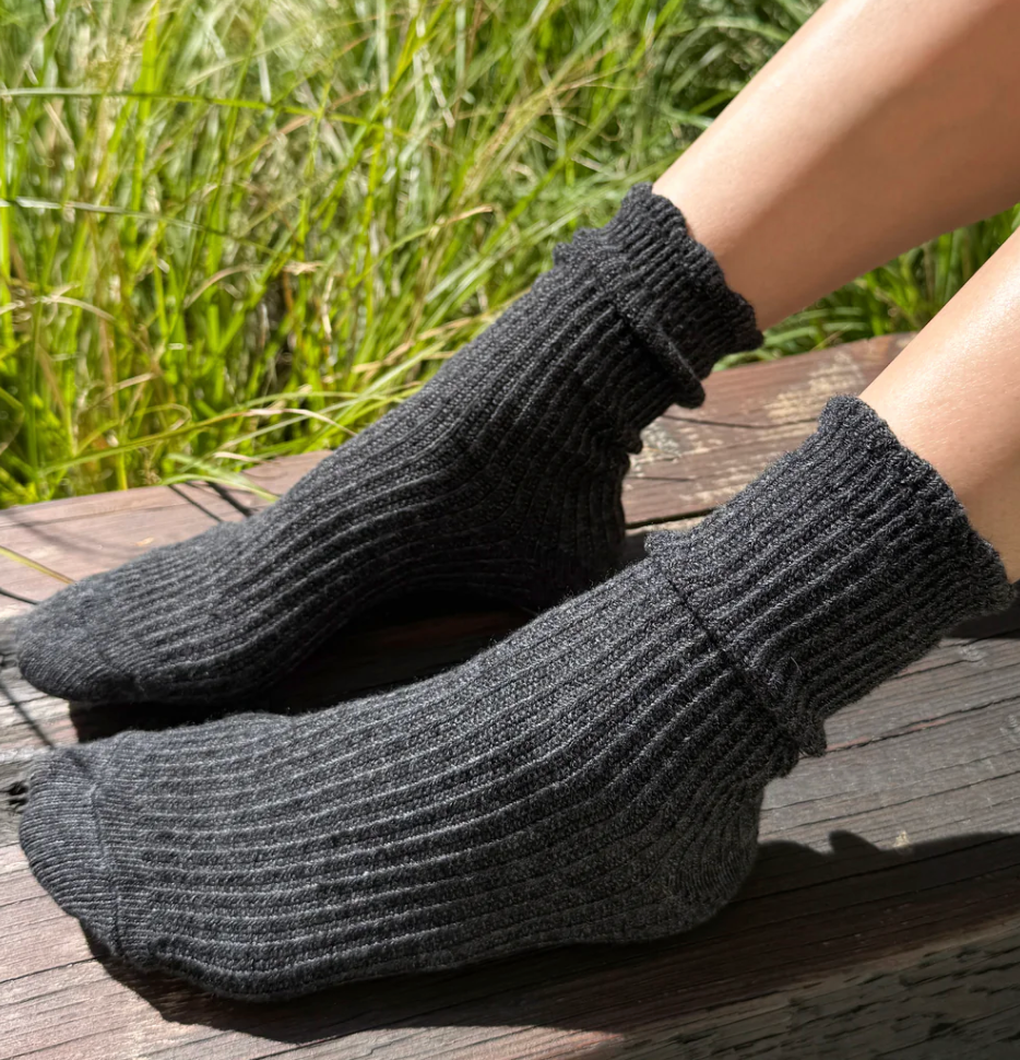 Le Bon Shoppe Linen Scallop Charcoal