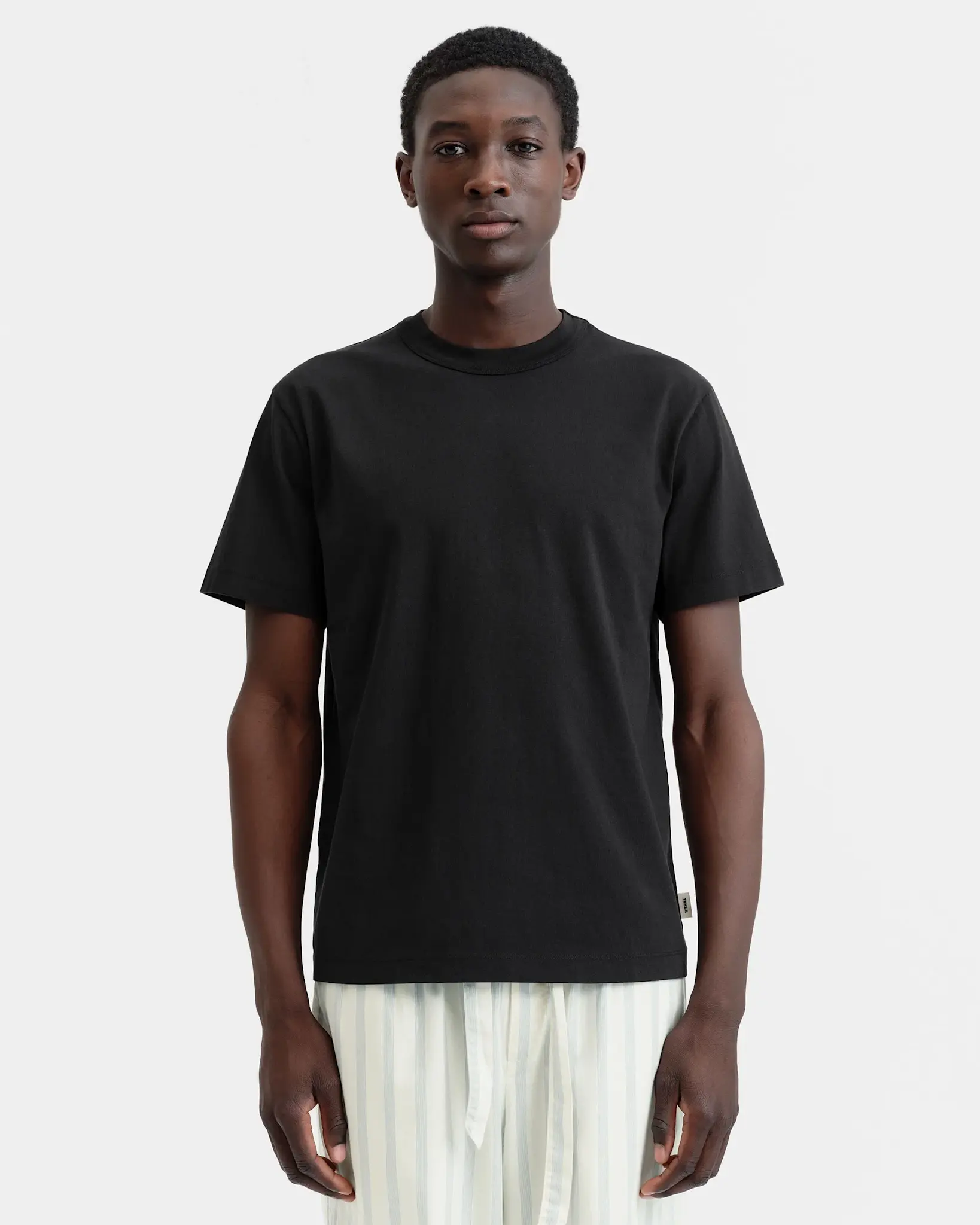 Tekla T-Shirt Short Sleeve Black