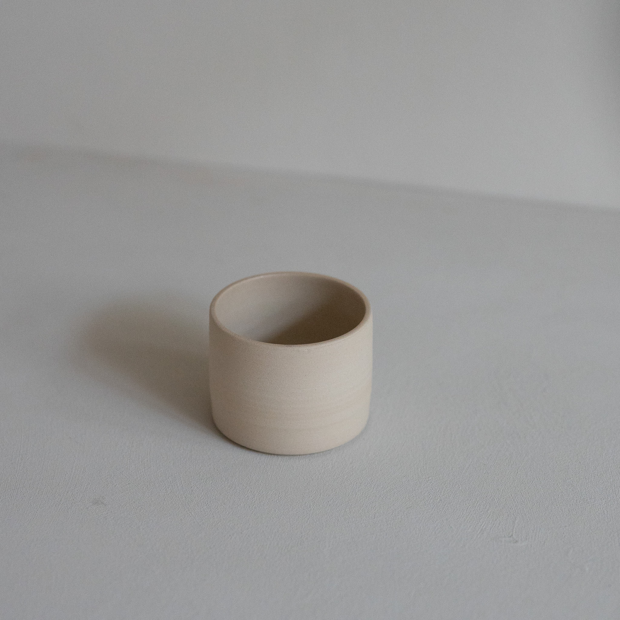 Velv Straight Coffee Cup Creme