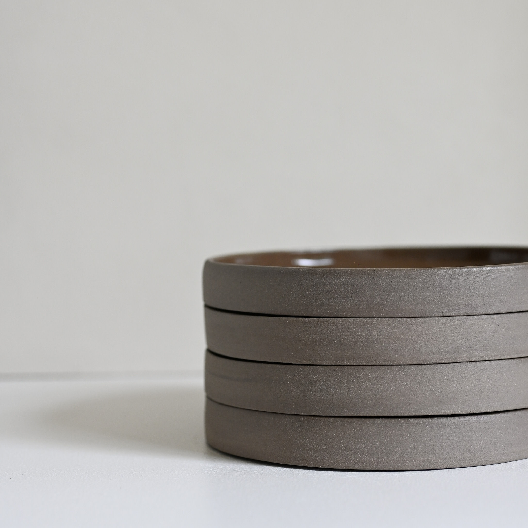 Velv Small plate Brown