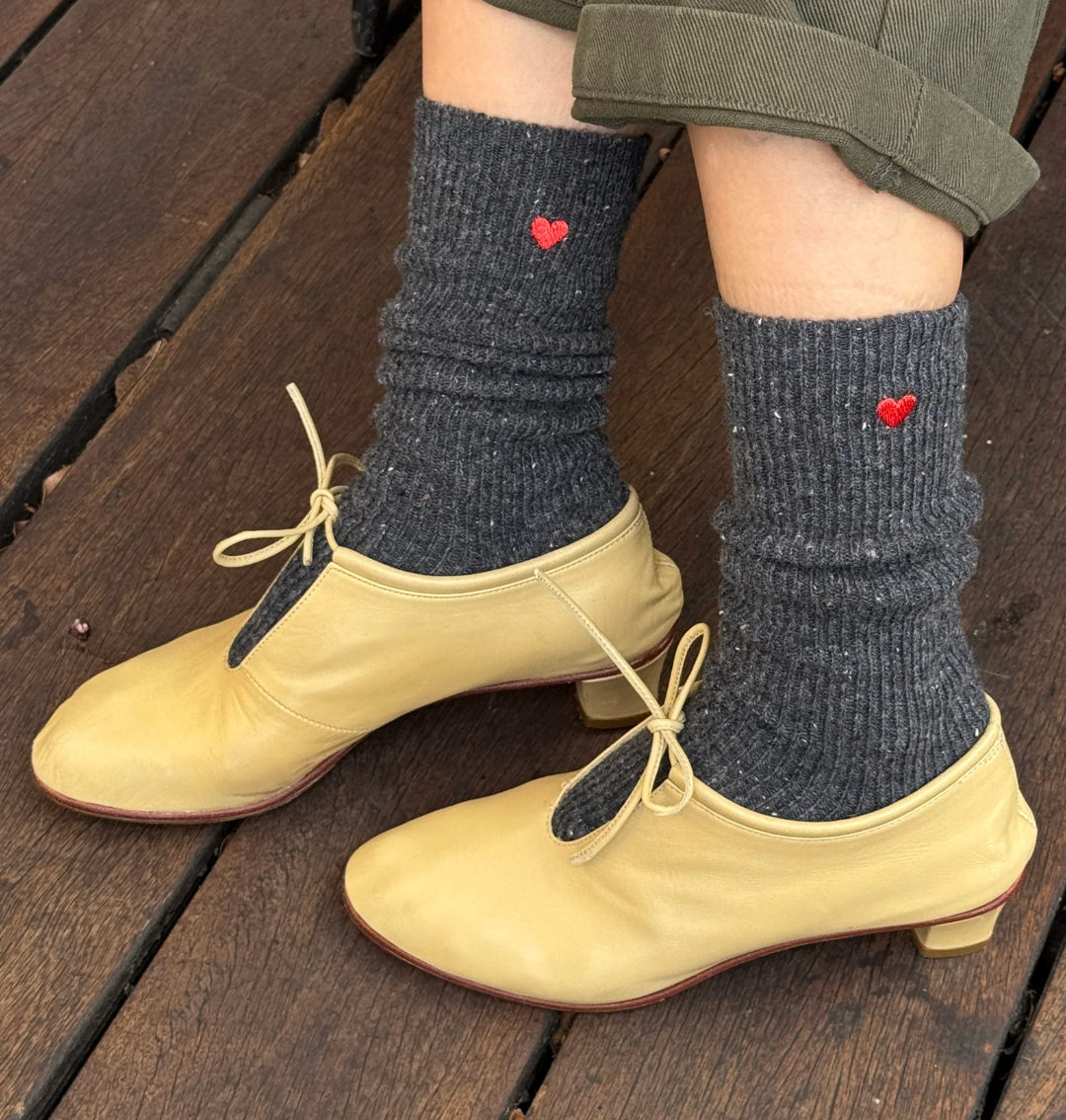 Le Bon Shoppe Embroidered Snow Socks Charcoal Heart