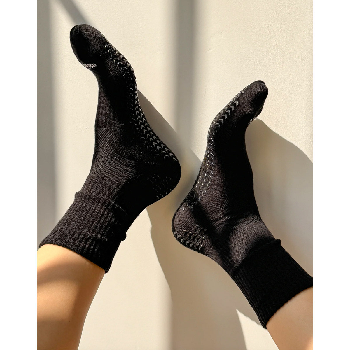 Le Bon Shoppe Grip Gym Socks  Black