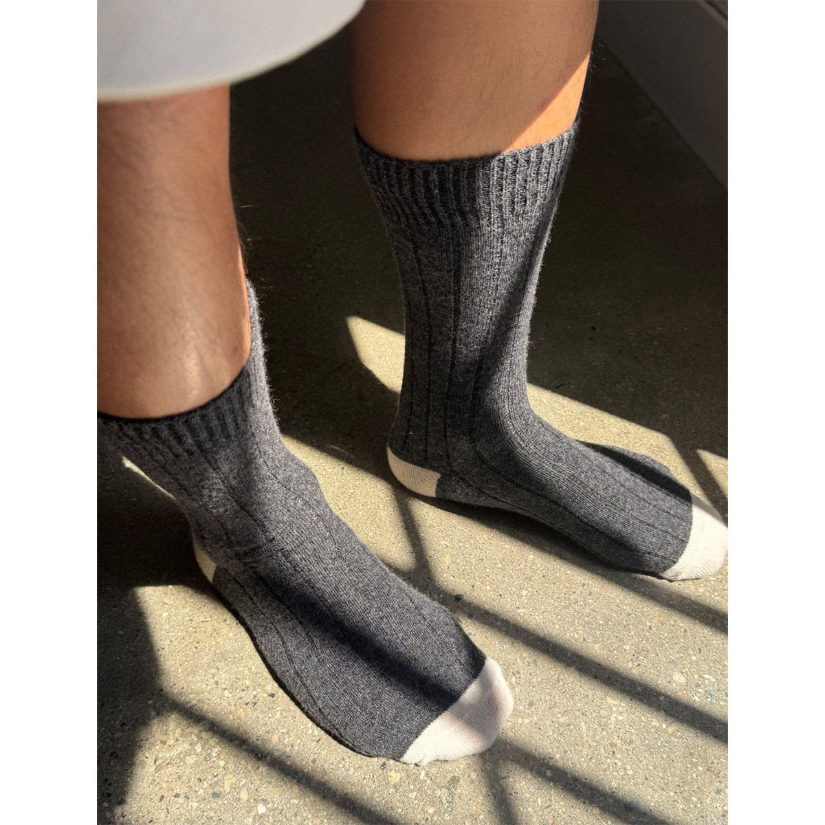 Le Bon Shoppe Extended Classic Cashmere Socks Charcoal Melange