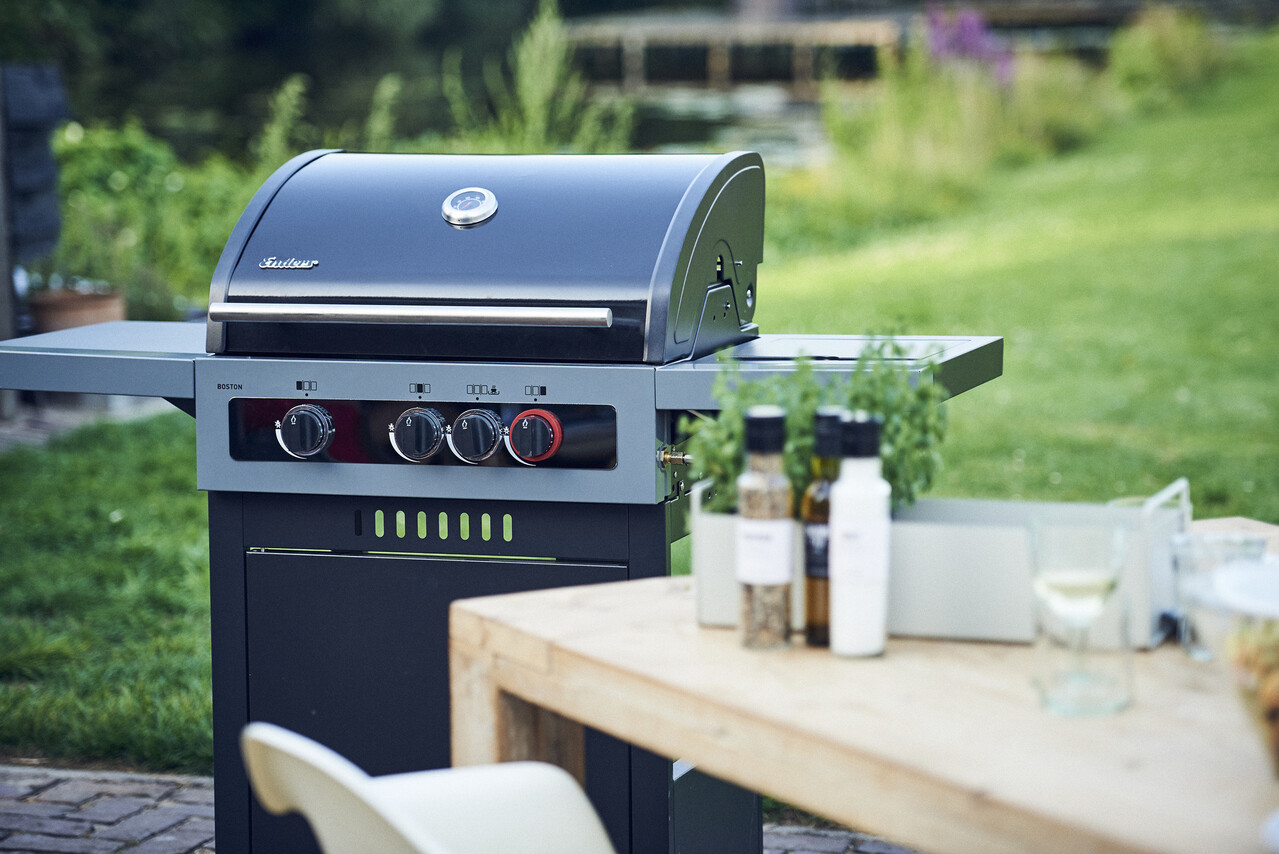 Enders Enders Boston Black 3 K Turbo Gas barbecue Enders Enders Boston Black 3 K Turbo Gas barbecue