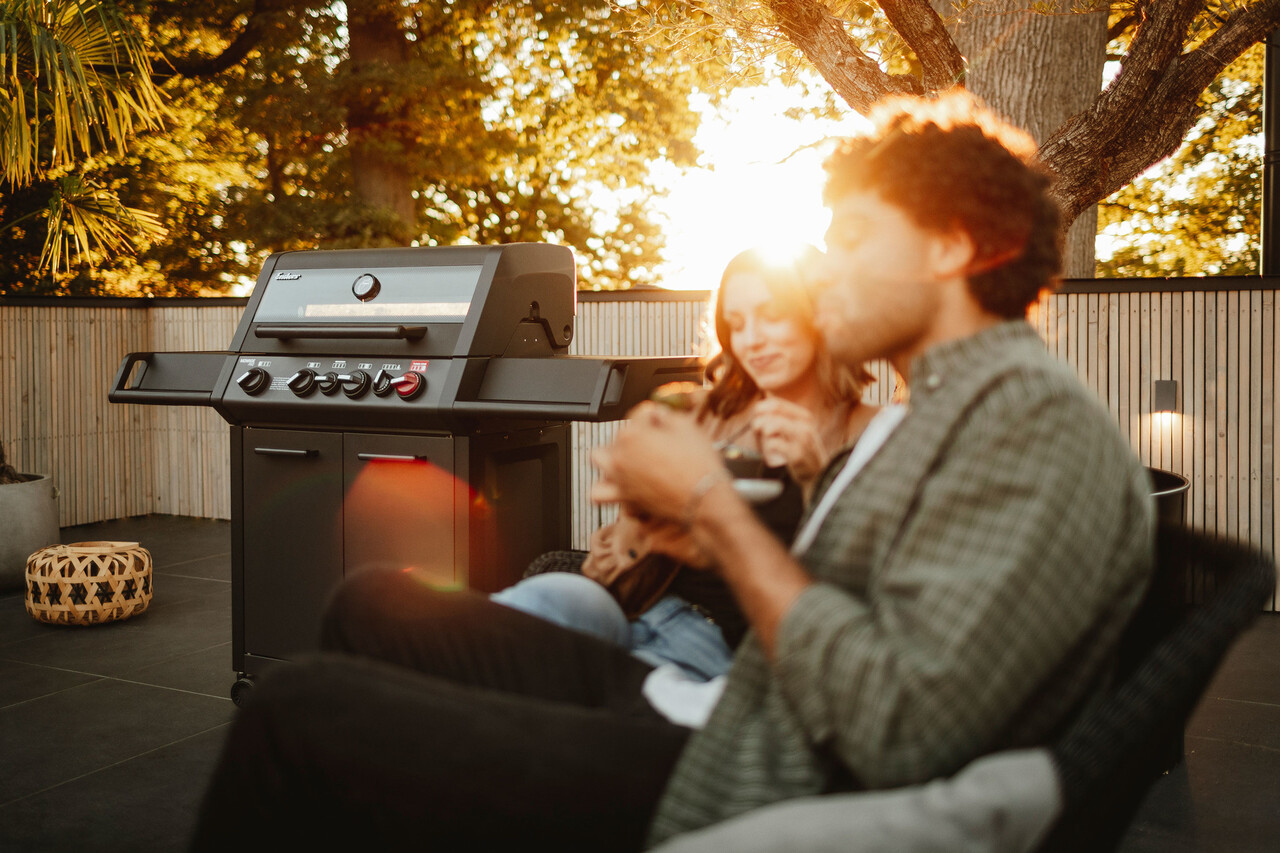 Enders Enders Monroe Pro 4 SIK Turbo Gas Barbecue Mat Zwart Enders Enders Monroe Pro 4 SIK Turbo Gas Barbecue Mat Zwart