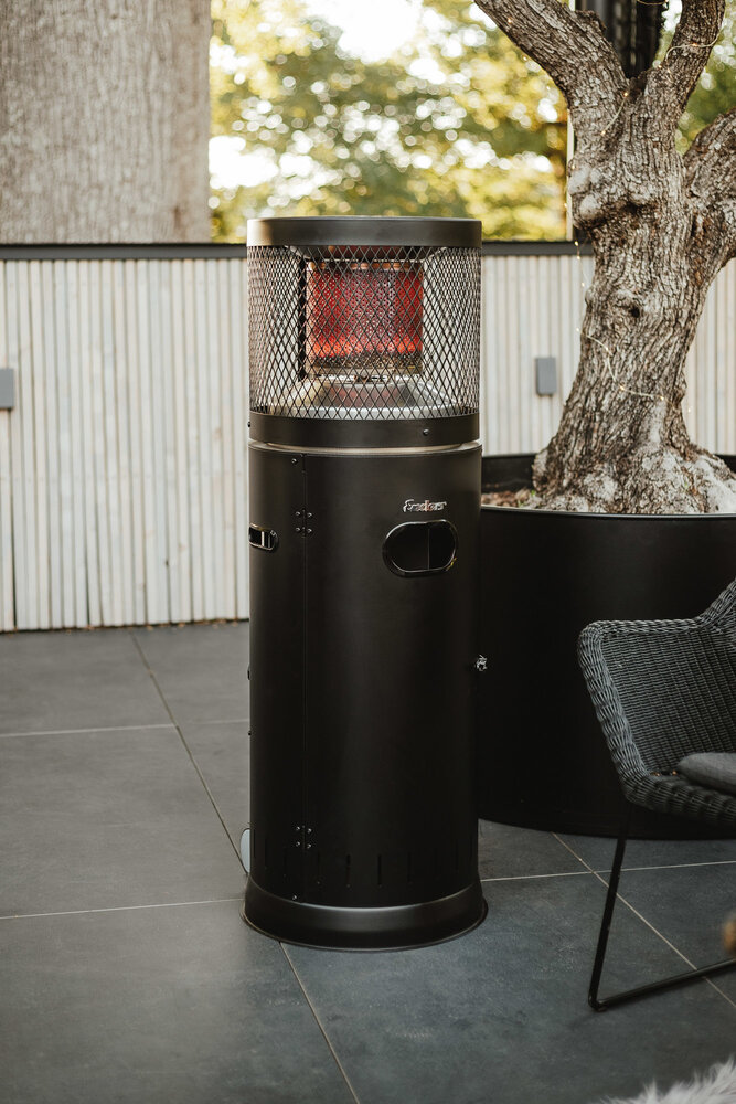 Enders Enders Polo 2.0 Zwart Terrasverwarming Enders Enders Polo 2.0 Zwart Terrasverwarming