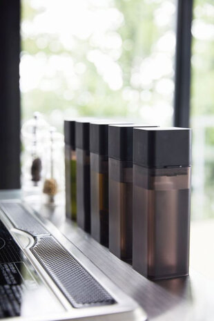 Yamazaki Yamazaki Olie- of Azijnfles - Tower - black