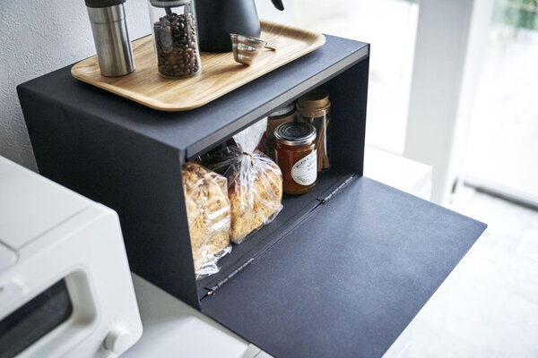 Yamazaki Yamazaki Broodtrommel - Tower - black Yamazaki Yamazaki Broodtrommel - Tower - black