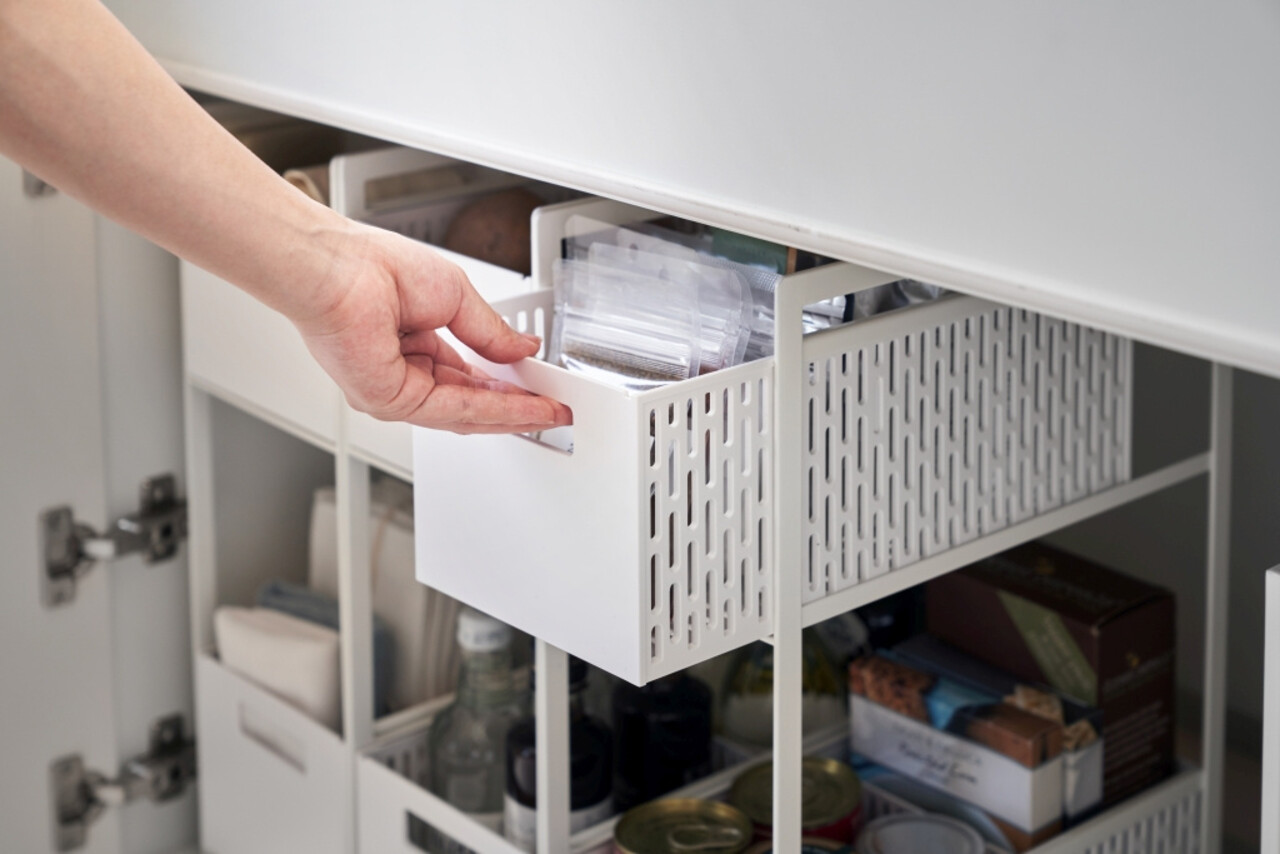 Yamazaki Yamazaki Keukenrek met Manden 2 niveaus - Tower - White Yamazaki Yamazaki Keukenrek met Manden 2 niveaus - Tower - White