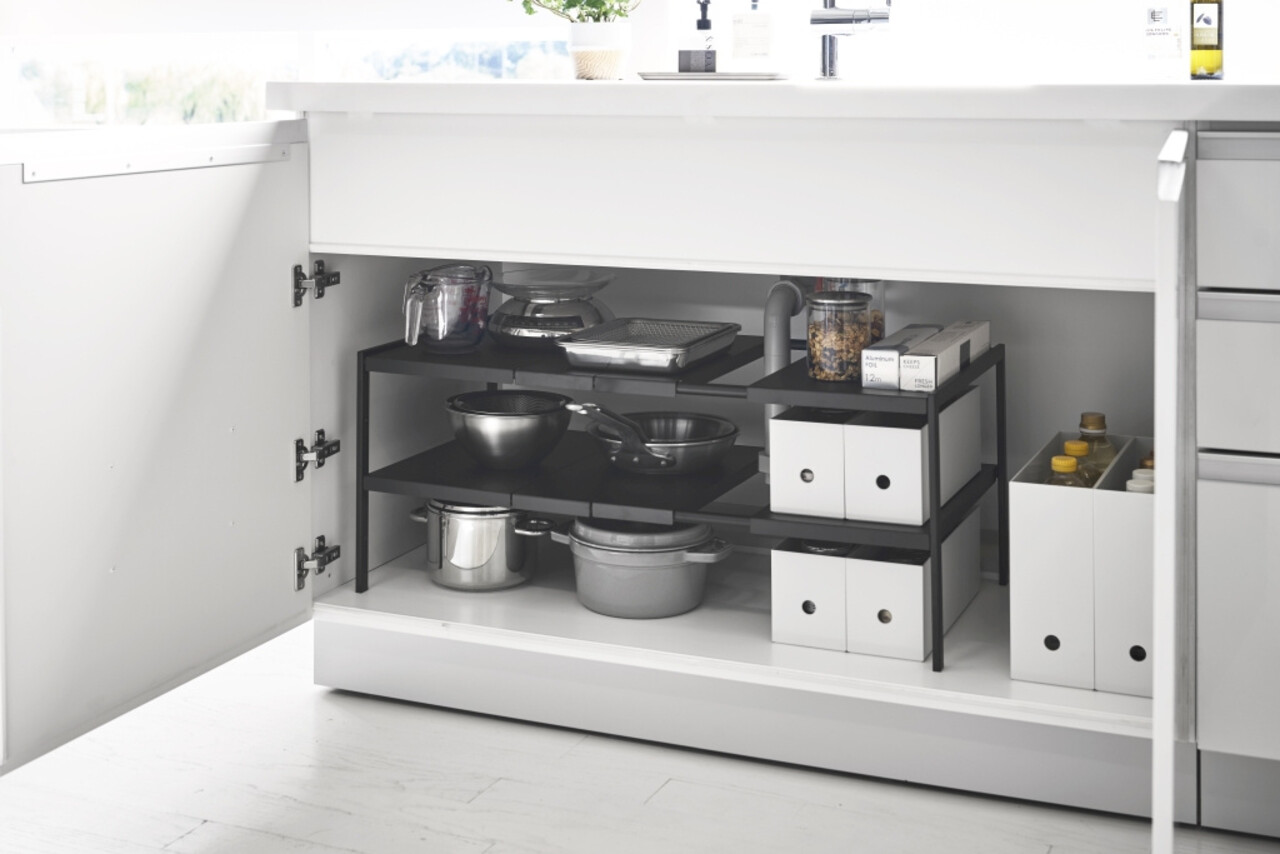 Yamazaki Yamazaki Keukenkast Organizer Uitschuifbaar 2 niveau - Tower - Black Yamazaki Yamazaki Keukenkast Organizer Uitschuifbaar 2 niveau - Tower - Black