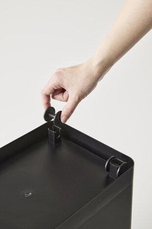 Yamazaki Yamazaki Huisdier Voedselcontainer (12kg) - Tower - Black